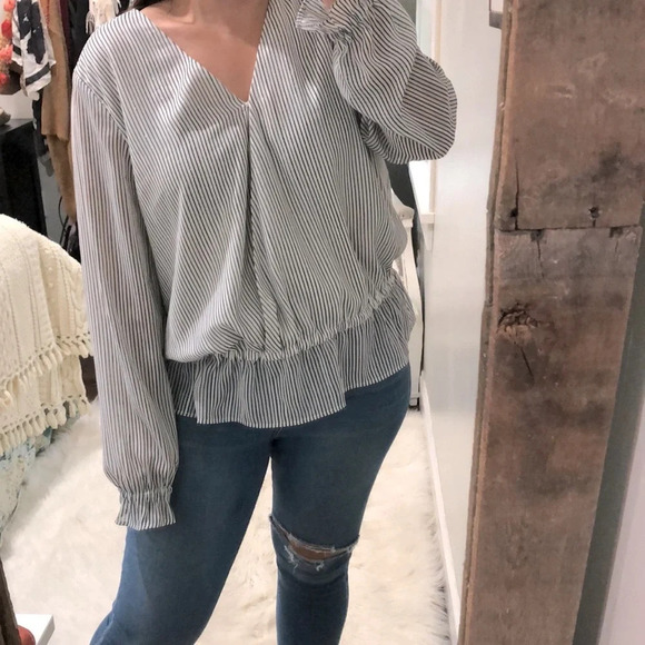 LOFT size XLarge pin striped peplum top - Picture 3 of 6